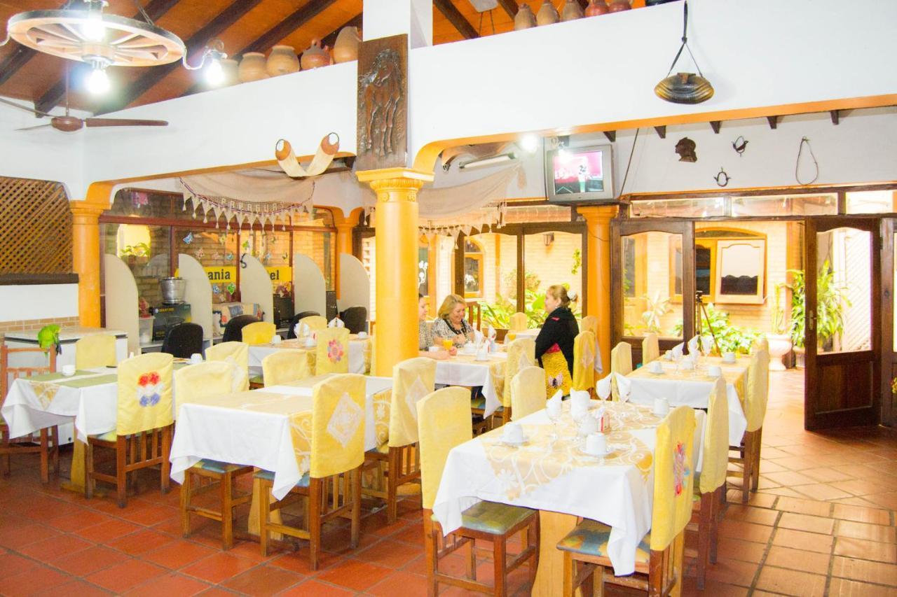 Hotel&Restaurante Guarania Ciudad del Este Esterno foto